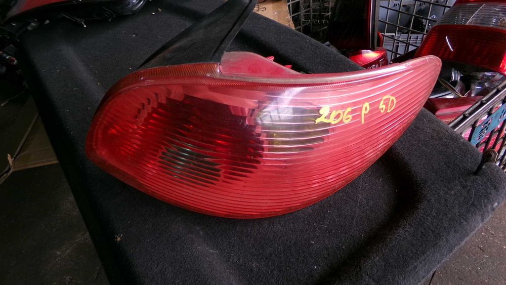 Maj66 Lampa tylna prawa peugeot 206 lift wysyłka części