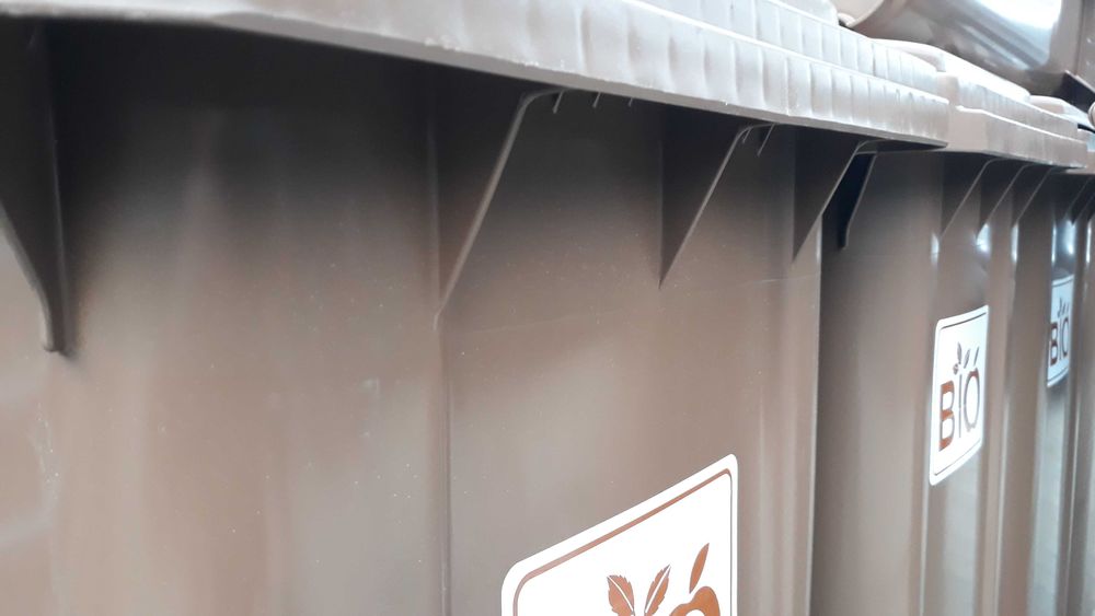 Pojemnik na BIO odpady kosz na śmieci brązowy atest EN 840 DOSTAWA !