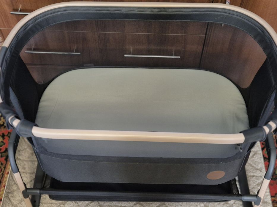 Дитяче ліжечко maxi cosi