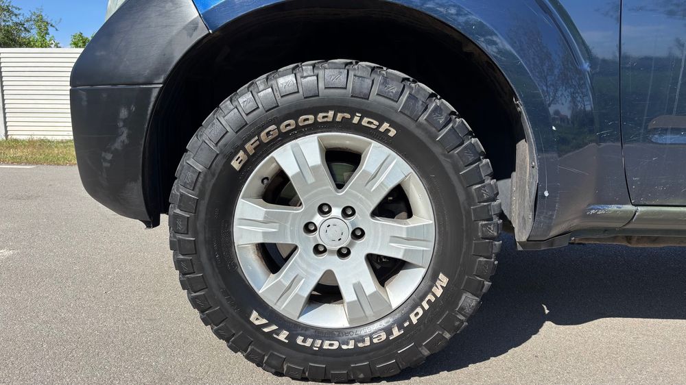 Nissan Pathfinder R51