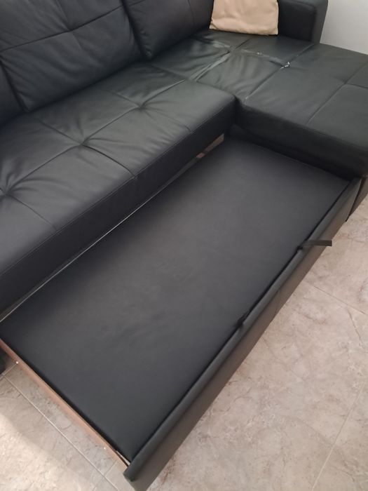 Sofá Chaise Longue e conversível em Cama