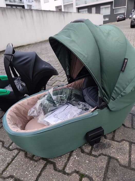 Carrinho de Bebe 3 em 1