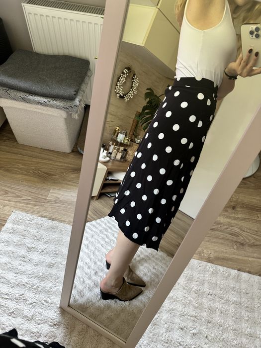 spodnica midi w grochy asymetryczna