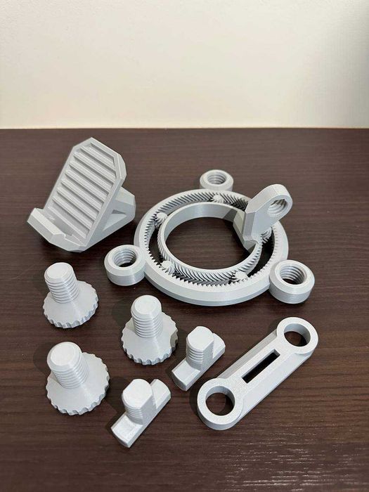 Regulowana podstawka na telefon 3D – 30 zł