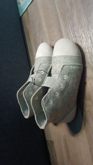 Нові капці 35 розміру