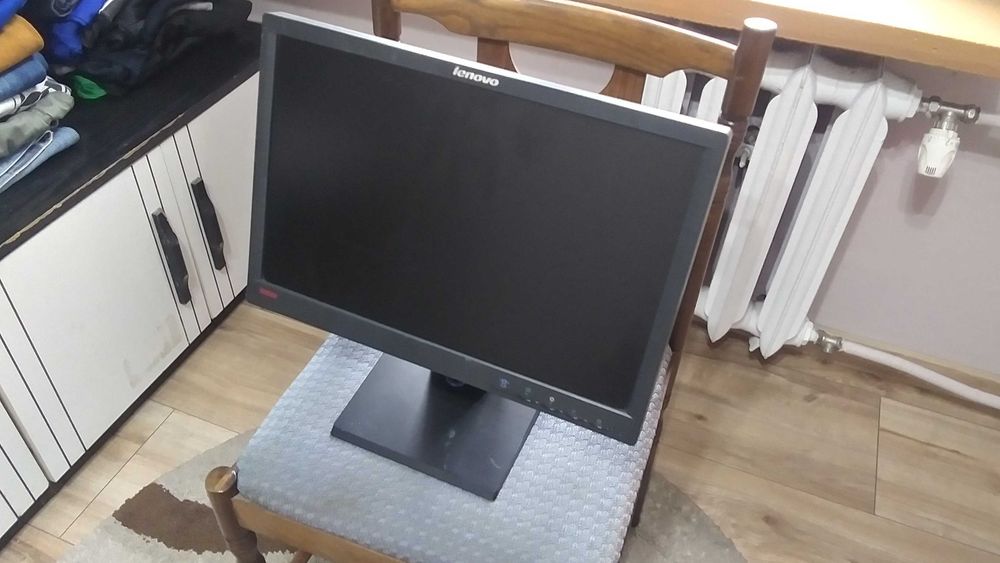 Monitory komputerowe