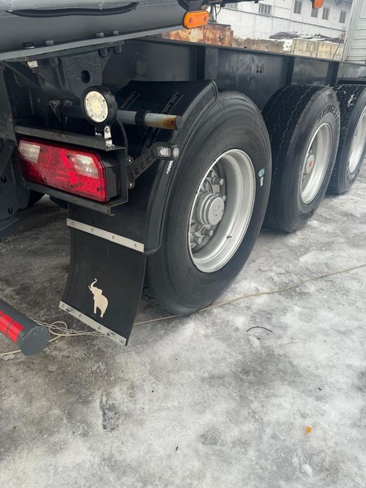 Полуприцеп  BODEX. KIS 33 Самоскид .2004 року