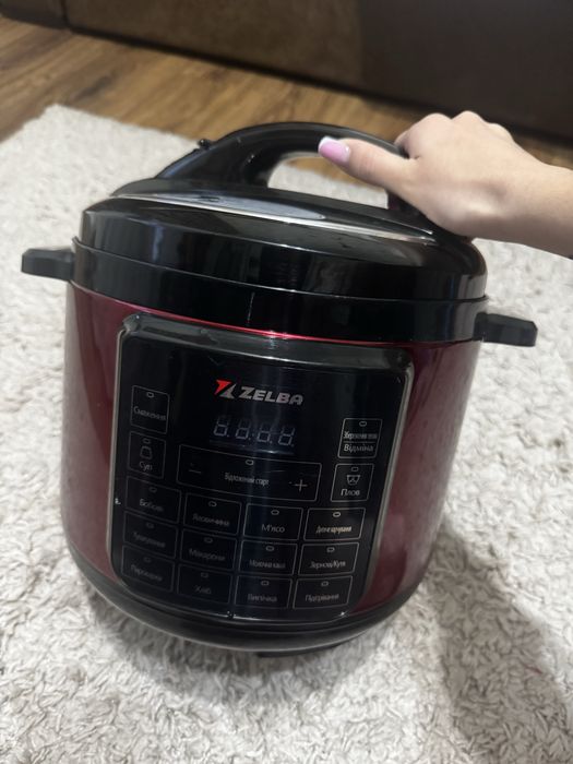 Продам  мультиварку скороварку Zelba