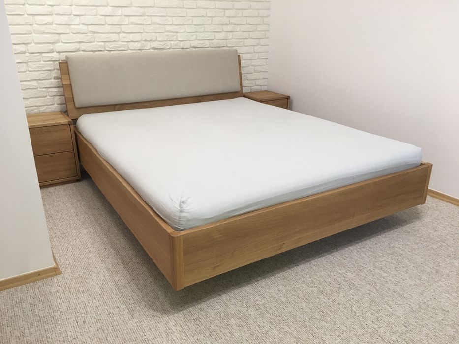 Łóżko Lewitujące (3) drewniane Jesionowe lub dębowe 160x200 180x200