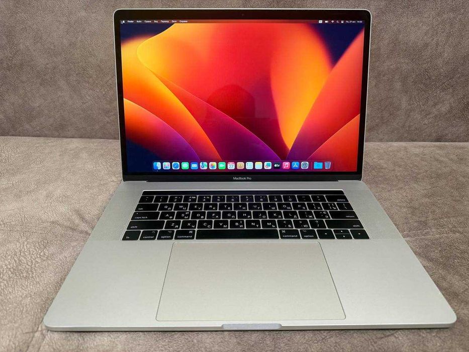 美品 MacBook Pro A1707 15inch ※おまけ有 MacBook Pro 15 inch 2016 2017 A1707 スペースグレイ Touch Bar