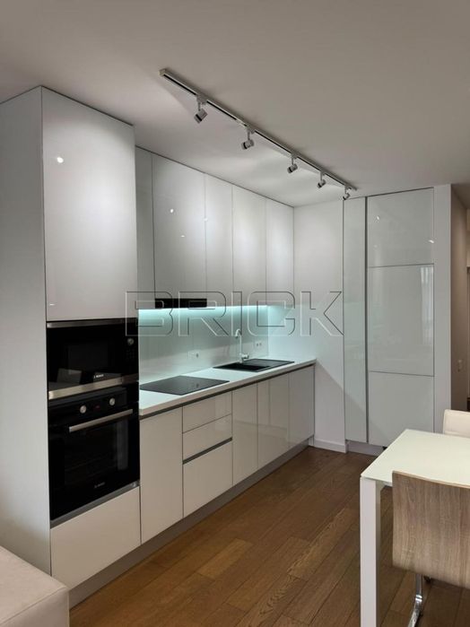 Продаж 2-кімнатної квартири з дизайнерським ремонтом в ЖК Park Avenue VIP Голосіївський район