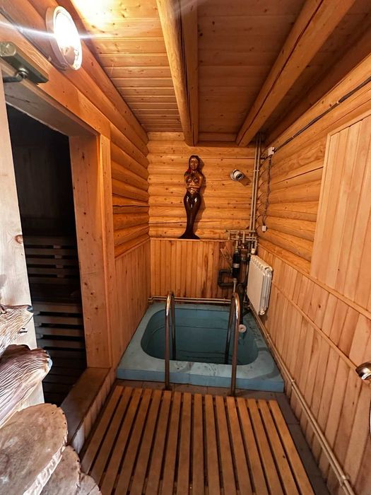 Продається будинок в с. Угля