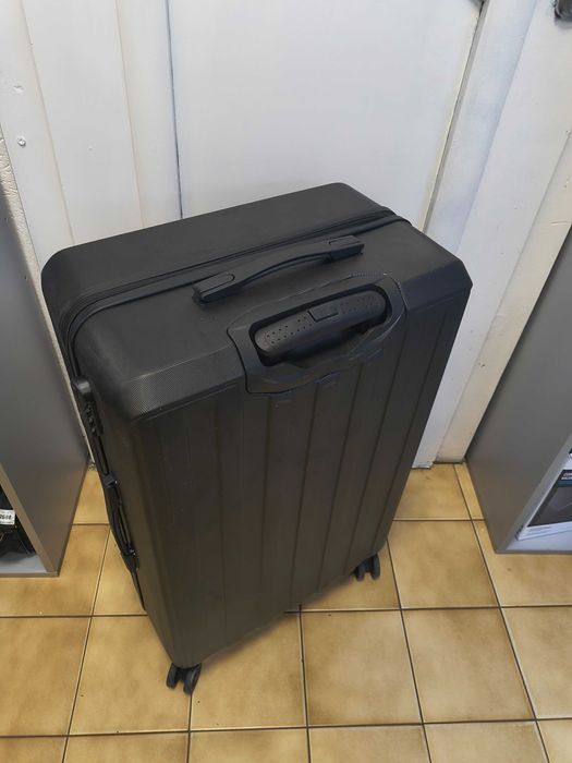 Walizka Duża Esmara 86L