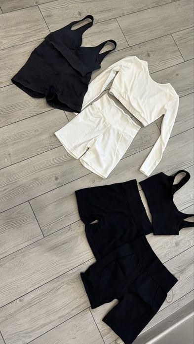 Спортивные топы , комбинизон