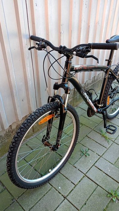 Алюминиевый SPECIALIZED HARD ROCK 26. Горный велосипед.