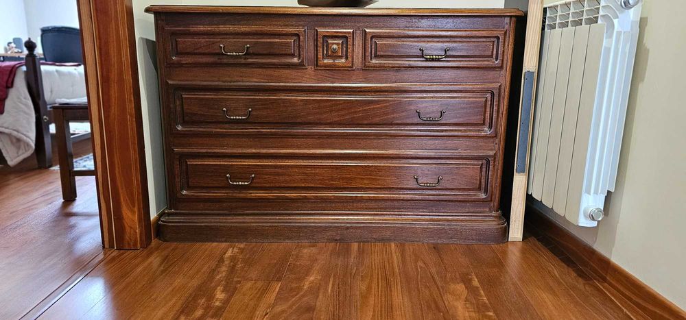 Cómoda 5 gavetas