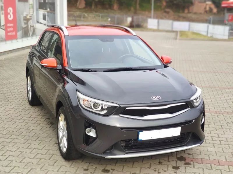Kia Stonic 1.2 benzyna jedynie 44tyś km klimatronic keyles czujniki PDC navi
