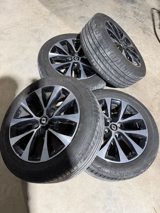 Renault Clio Jantes/Pneus 16”