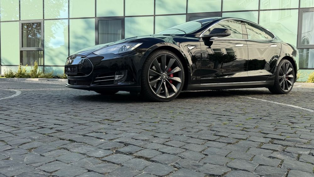 Tesla Model S Super Car Tesla S P85D 772KM Performance w Idealnym Stanie