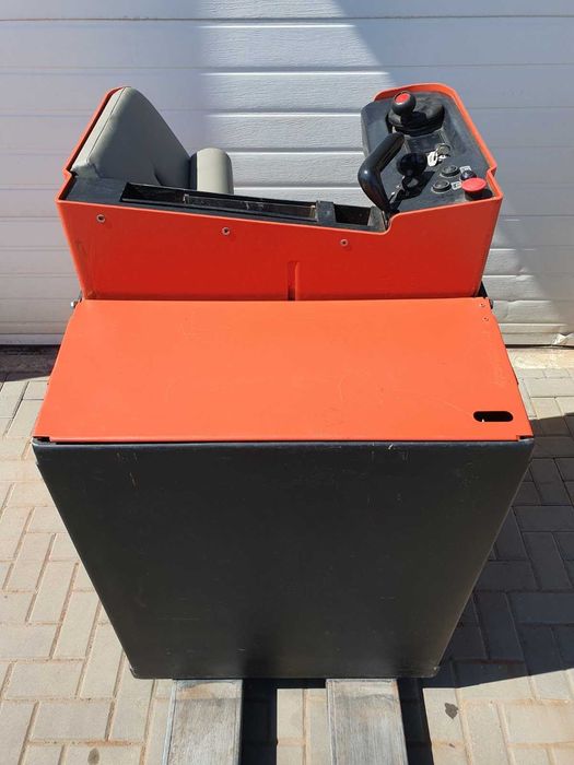 Електро рокла, навантажувач вилочний, погрузчик BT LPE 200