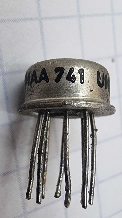 MAA 741 UNO операційний підсилювач