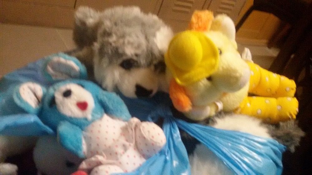 Brinquedos infantis – Peluches; brinquedos de praia
