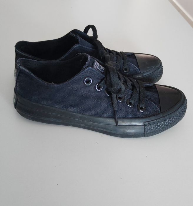Czarne trampki Converse 36
