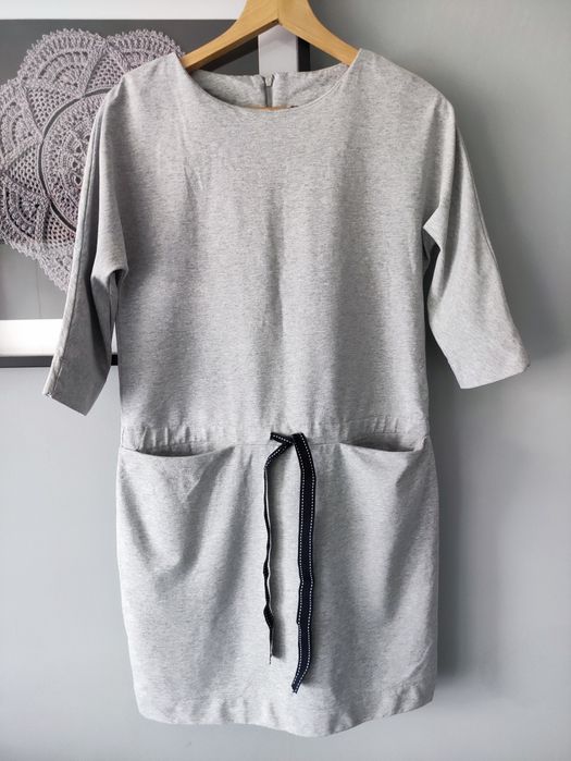 Sukienka dresowa z zamkiem 36 Megi pasek kieszenie