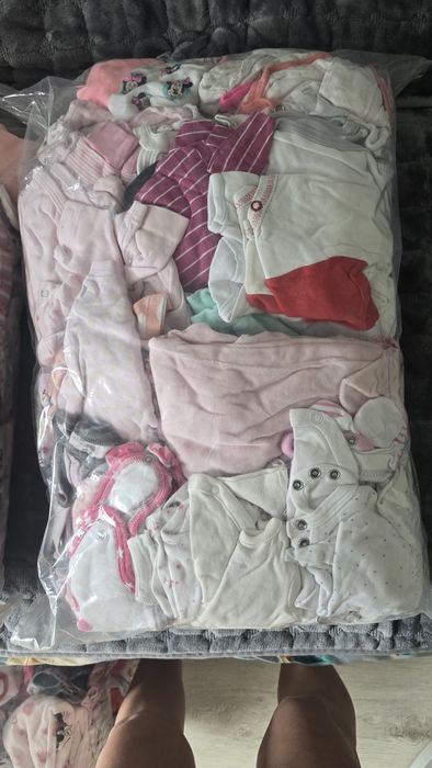 Paka ubranek dla dziewczynki
