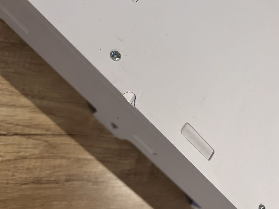 Połka podkladka pod laptop