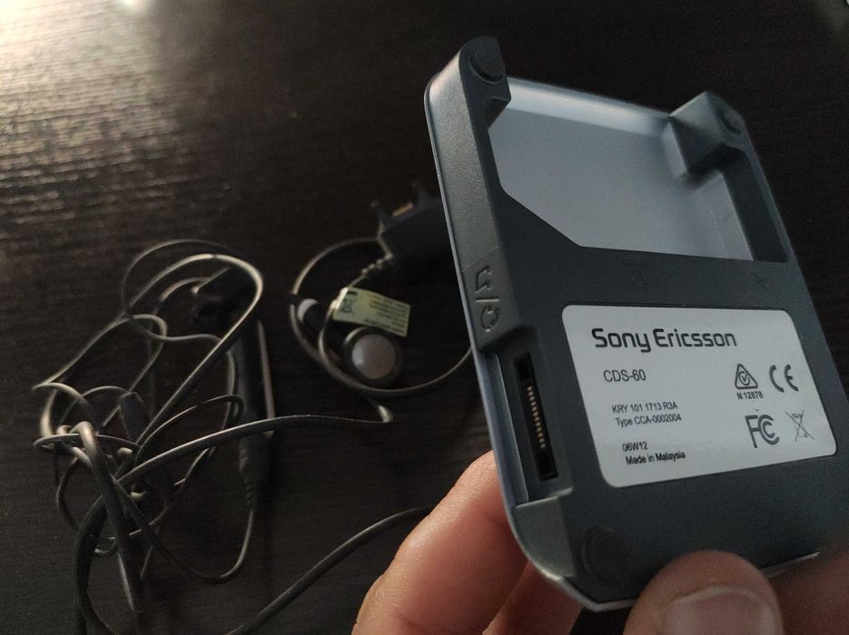 Станция гарнитура Sony Ericsson cds-60