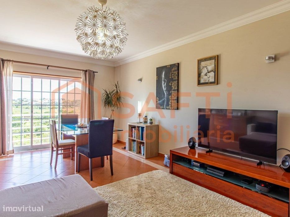 Apartamento T2+2 na Ericeira