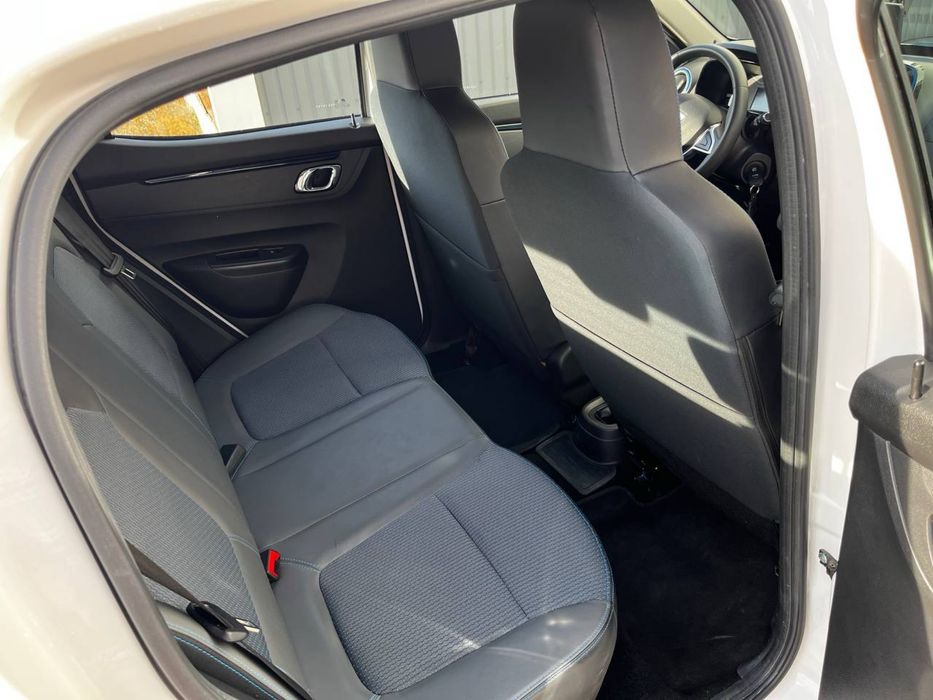 Автомобіль нлектричний