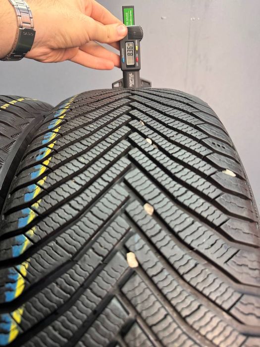 Шины БУ 225 55 R 17 Michelin alpin 7 Зима Комплект резина