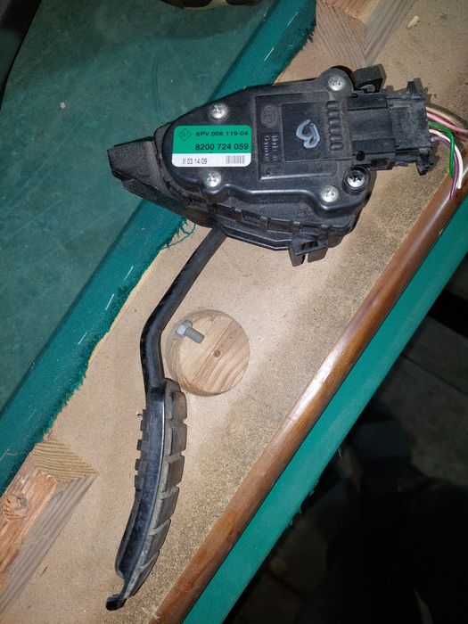 Педаль газу Opel Movano 2003-2010