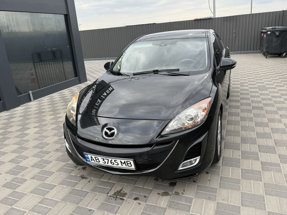 Продам Mazda 3..