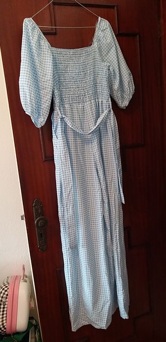 Macacão azul e branco