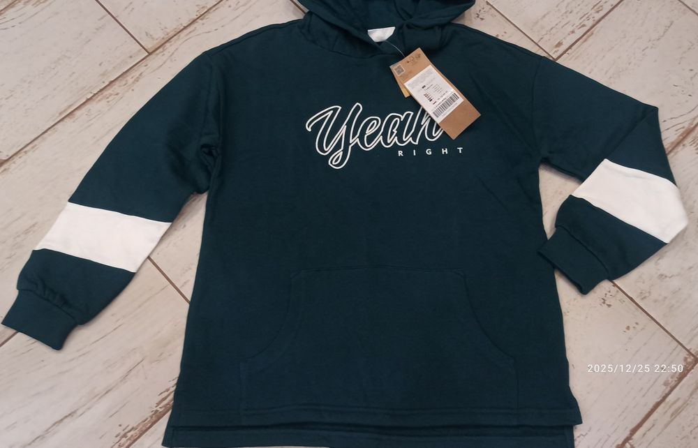 Nowa bluza ciemnozielona Coccodrillo 140 dla dziewczynki