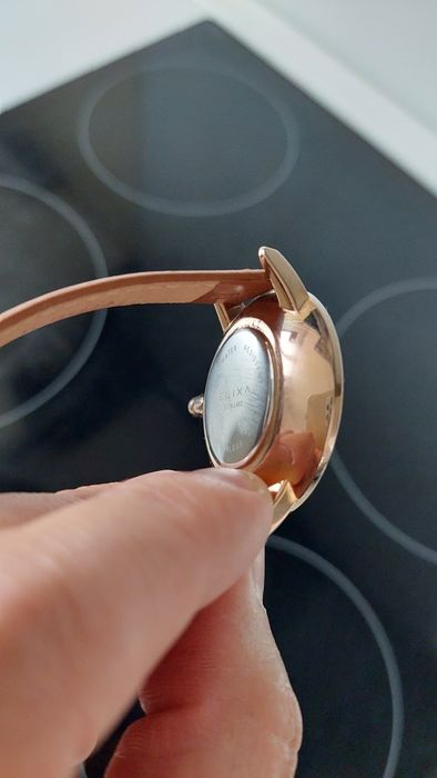 Zegarek damski ELIXA nie smartwatch