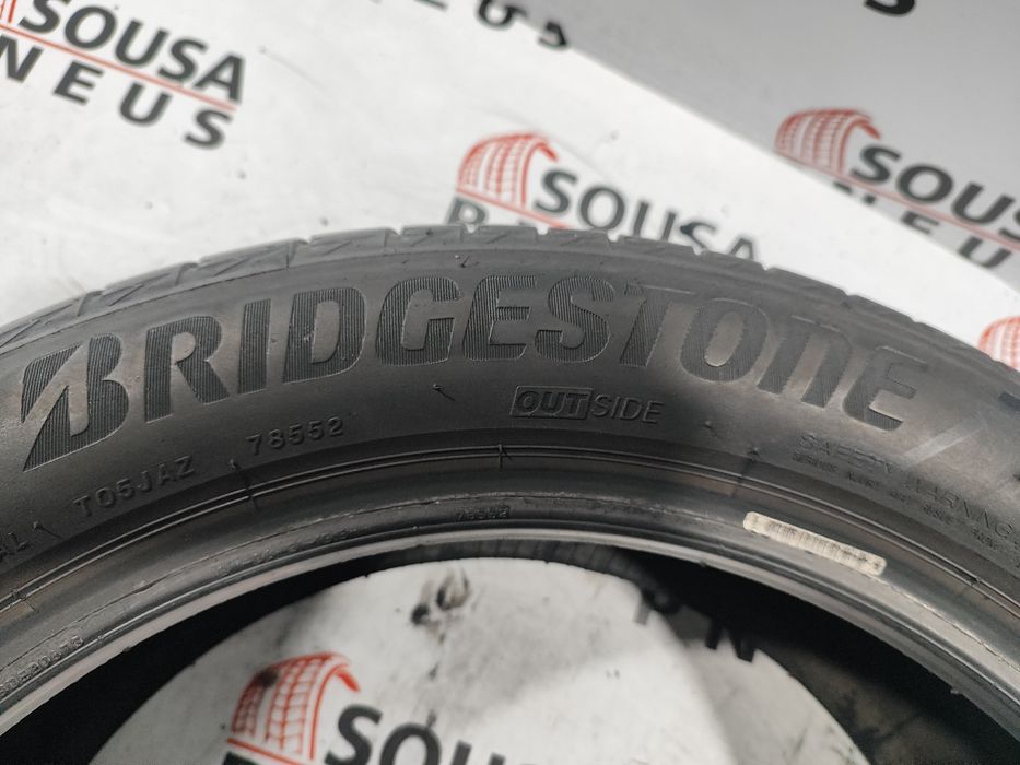 2 pneus semi novos 225/50R18 Bridgestone - Oferta dos Portes