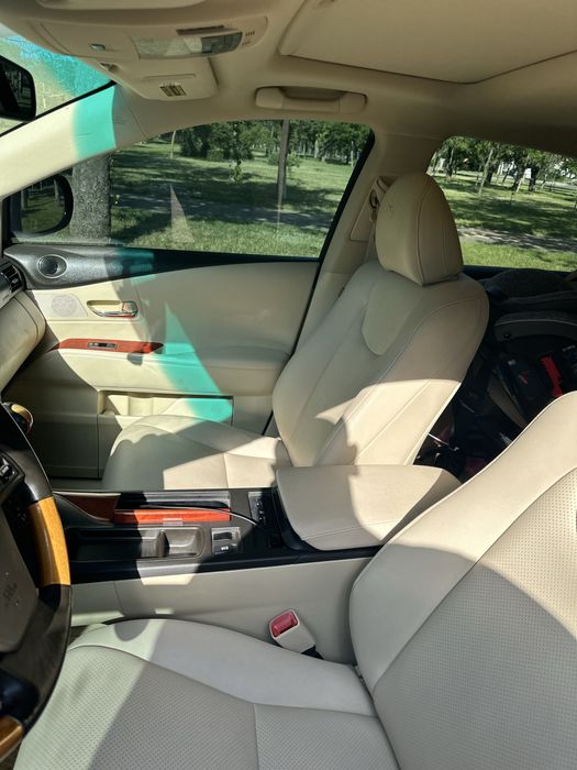 Продам Lexus RX350