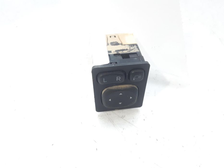 comando dos retrovisores toyota auris