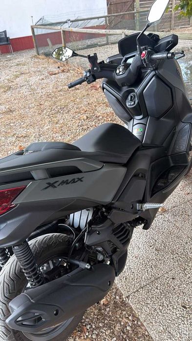 Yamaha X-Max 125
