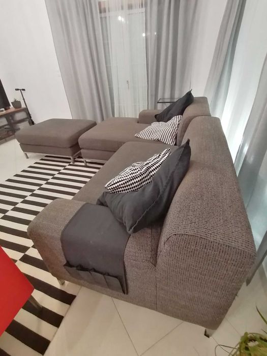 Vendo Sofá IKEA de 3 lugares c/chaise longue e repousa pés