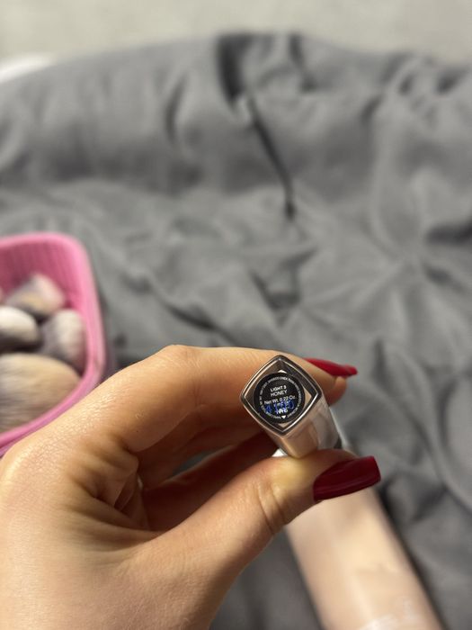 Продам консилер Nars