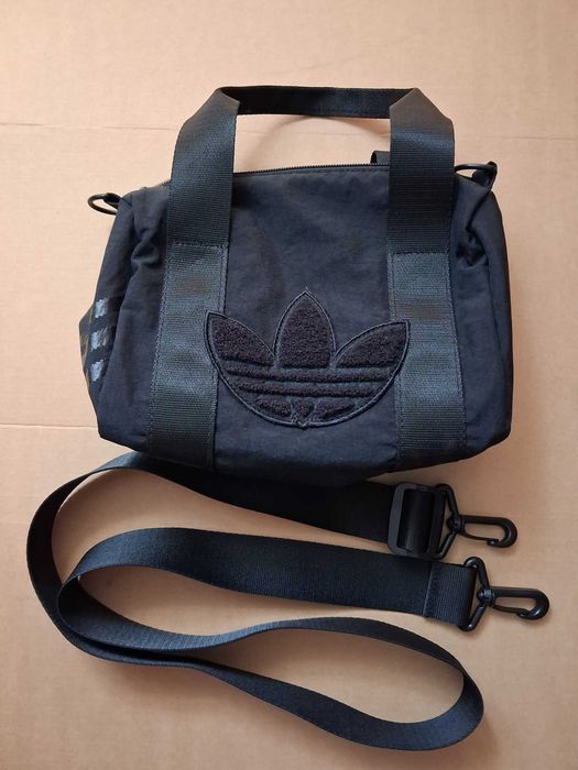Torba Adidas Trefoil Chenille Crossbody Bag