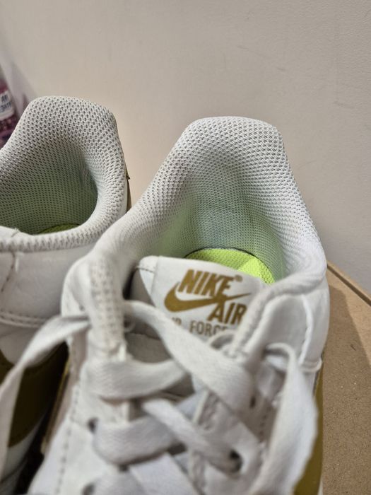 Nike Air Force 1 07 NN damskie 38,5 7,5