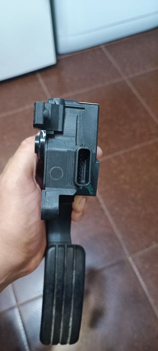 Педаль газу Renault 180020024r
