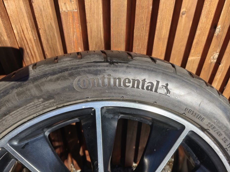 Jantes 19 5×114.3 Ford Mustang Nissan pneus 255/40R19
Possível envio