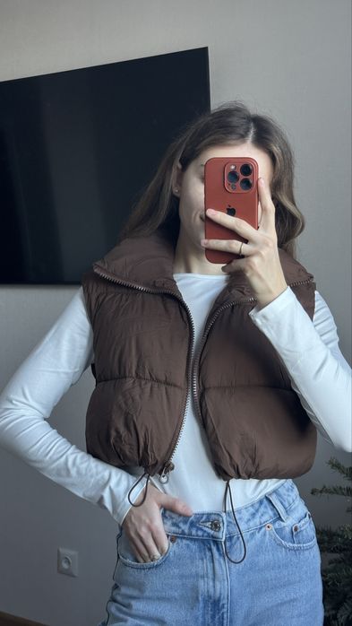 Шоколадна жилетка Zara